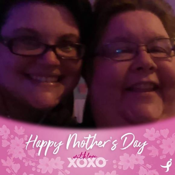 Meet your Posher, Nicole - Picture 1 of 1